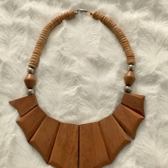 Exclusive handcrafted necklace 🌴🌴🌴🌴🌴 - Picture 5 of 6